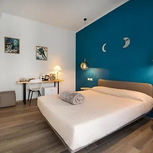 https://bianca-elegance-rooms.hotelitalianriviera.com