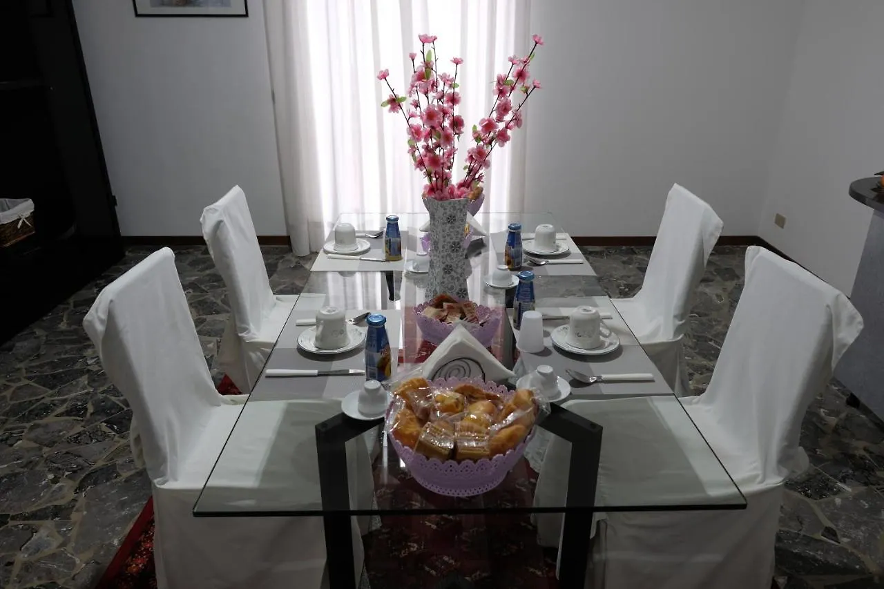 B&B Luna Seriate Bed & Breakfast